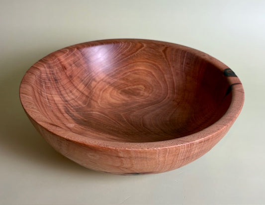 Pecan Bowl 9" x 3"