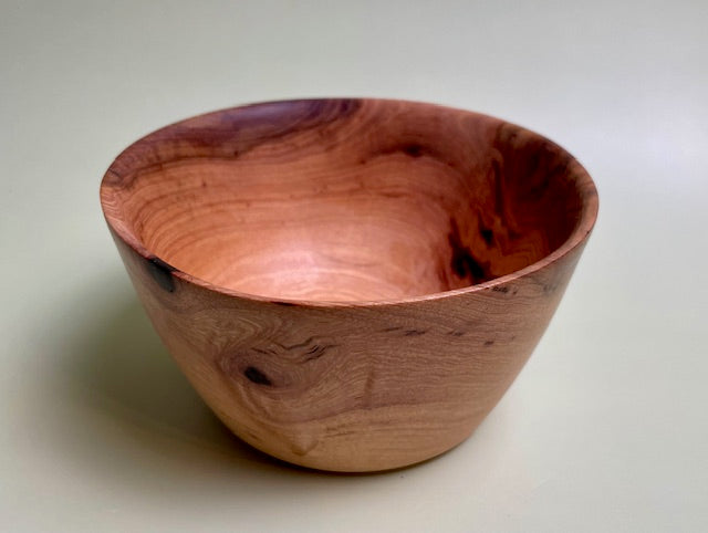 Native Texas post oak bowl with 100% food safe oil-based finish and buffed to a matte sheen.